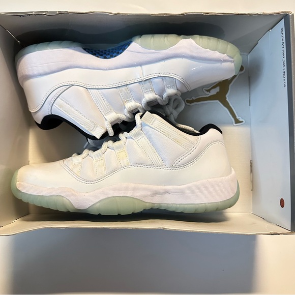 Air Jordan XI Legend Blue in White & Blue, Youth 6 - Picture 6 of 10